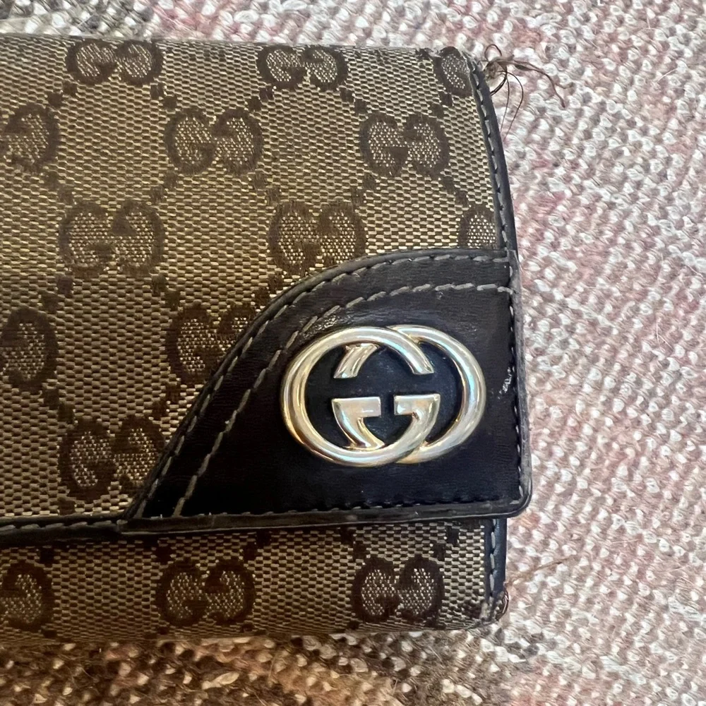 Vintage GG Canvas Continental Wallet !!! Authentic Gucci wallet !!! - Picture 3 of 13